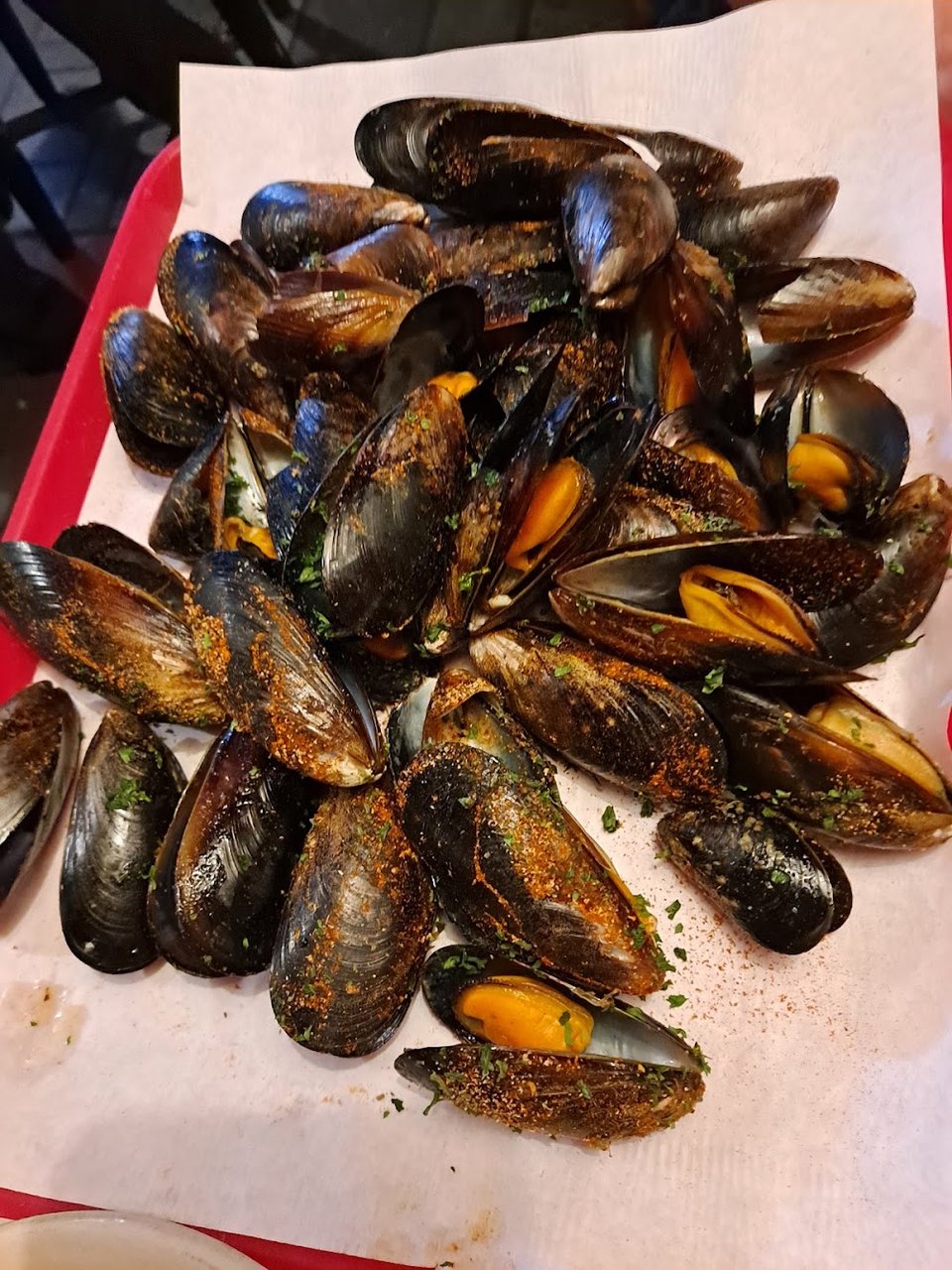 Black Mussels with Butter